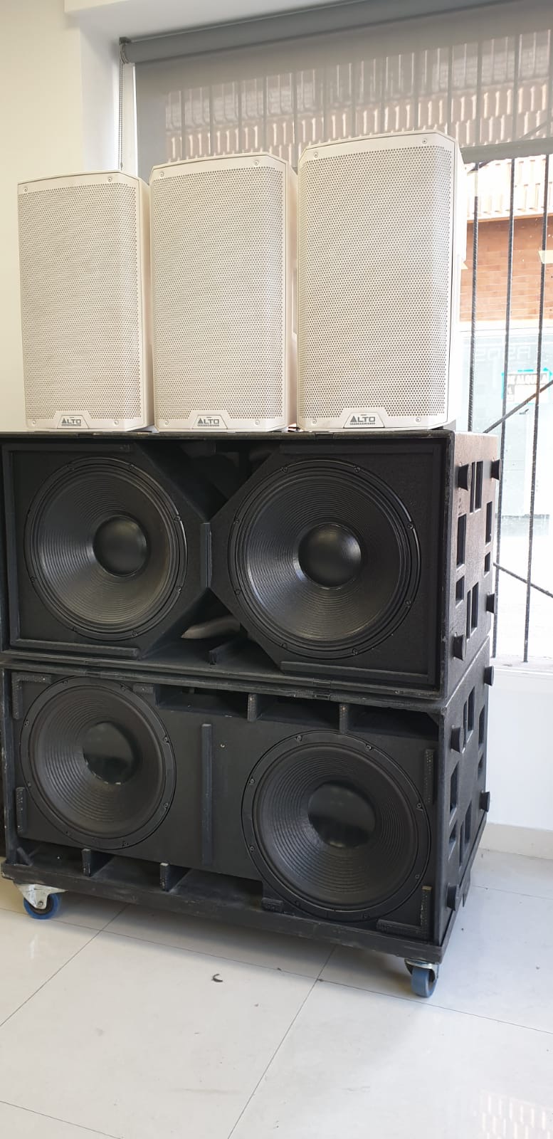 Equipo de sonido completo